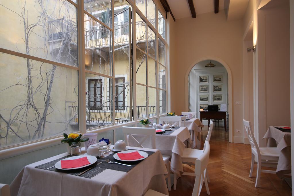 Residenza L'Angolo Di Верона Экстерьер фото